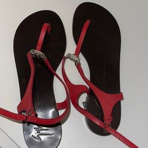 Giuseppe Zanotti women’s size 37 sandal with jewel accent.